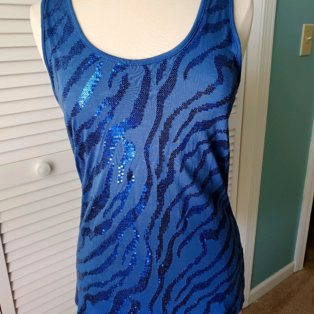 Tank top with small blue sequined pattern